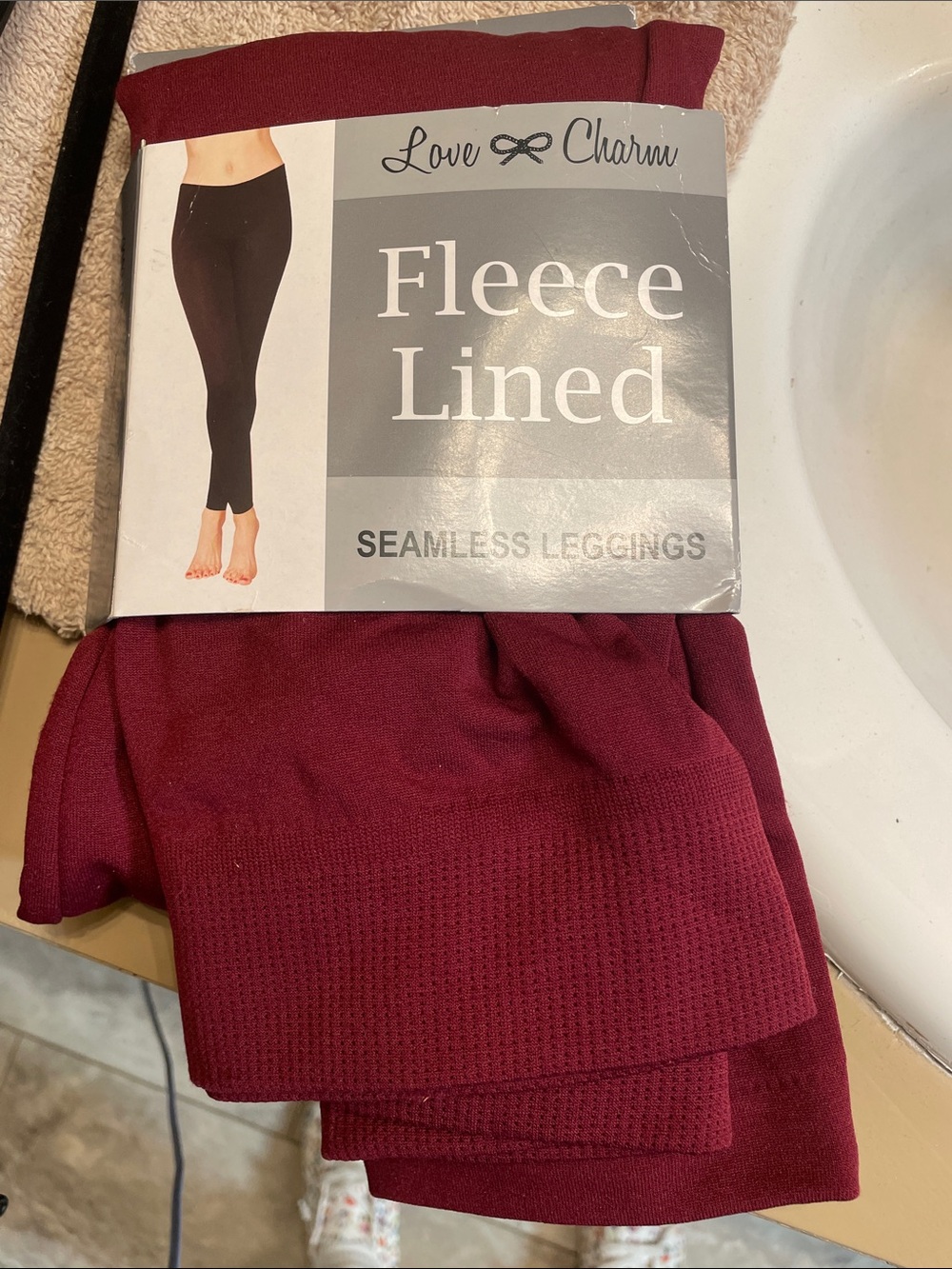 Love & Charm Fleece-Lined Seamless Leggings - Burgundy